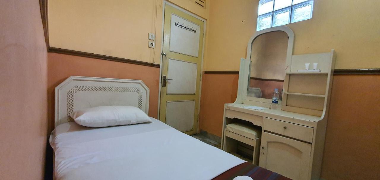 Oyo 1444 Patradissa Stasiun Bandung Hotel Esterno foto